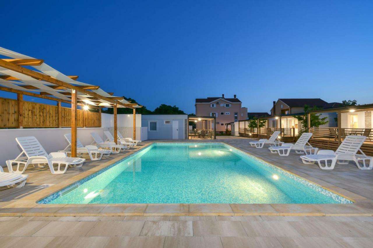Bungalov Medanic - Private Pool Privlaka  Esterno foto