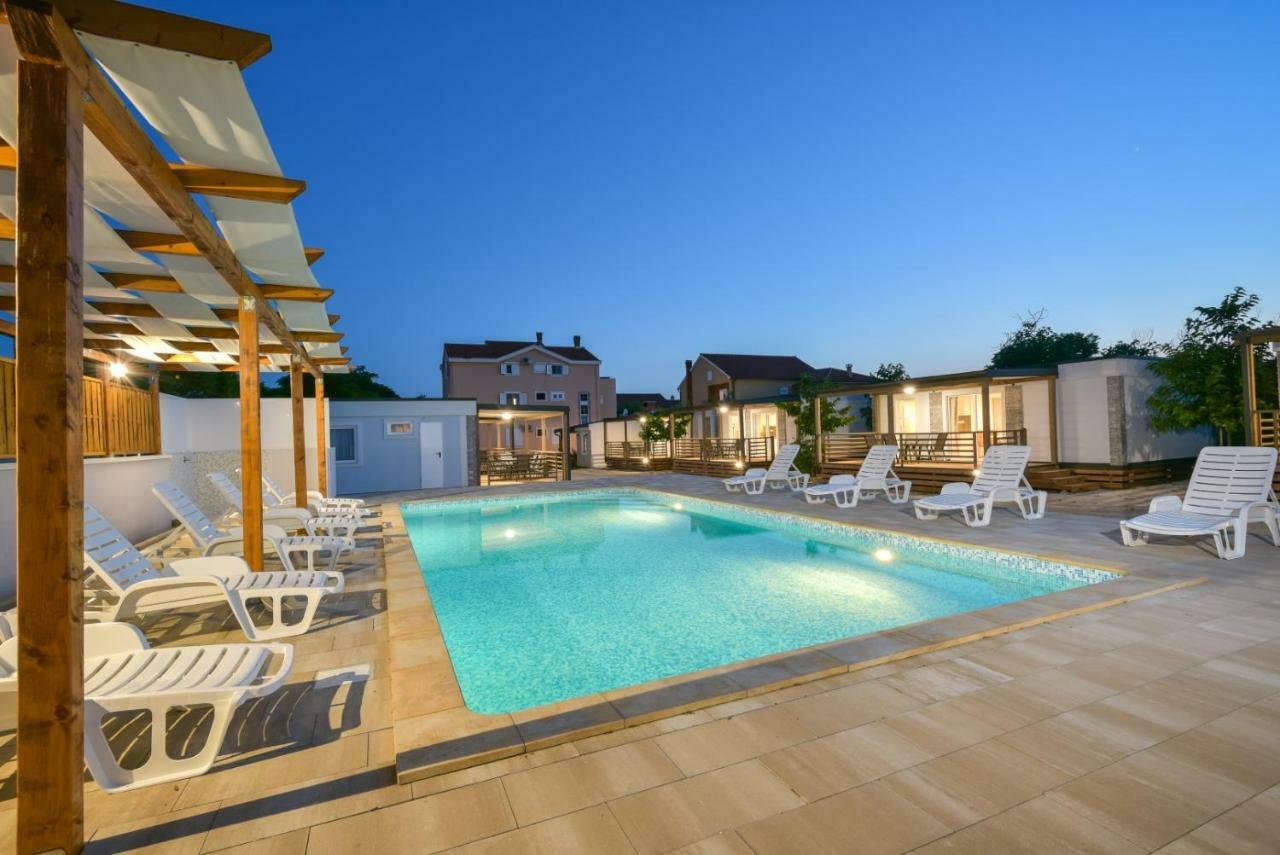 Bungalov Medanic - Private Pool Privlaka  Esterno foto