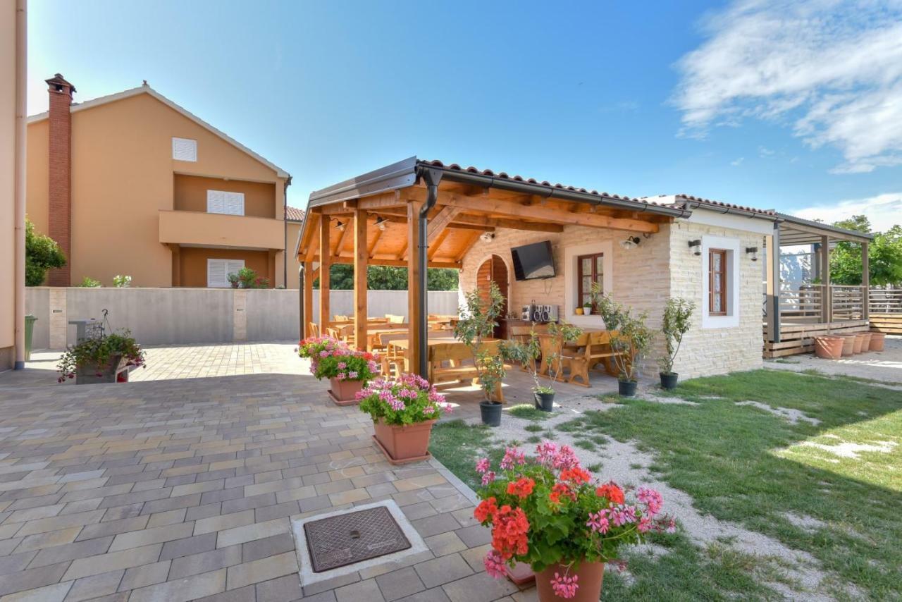 Bungalov Medanic - Private Pool Privlaka  Esterno foto